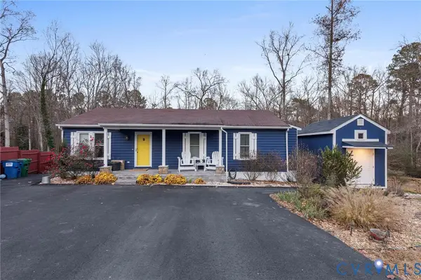 15601 Roland View Drive, Chester, VA 23831