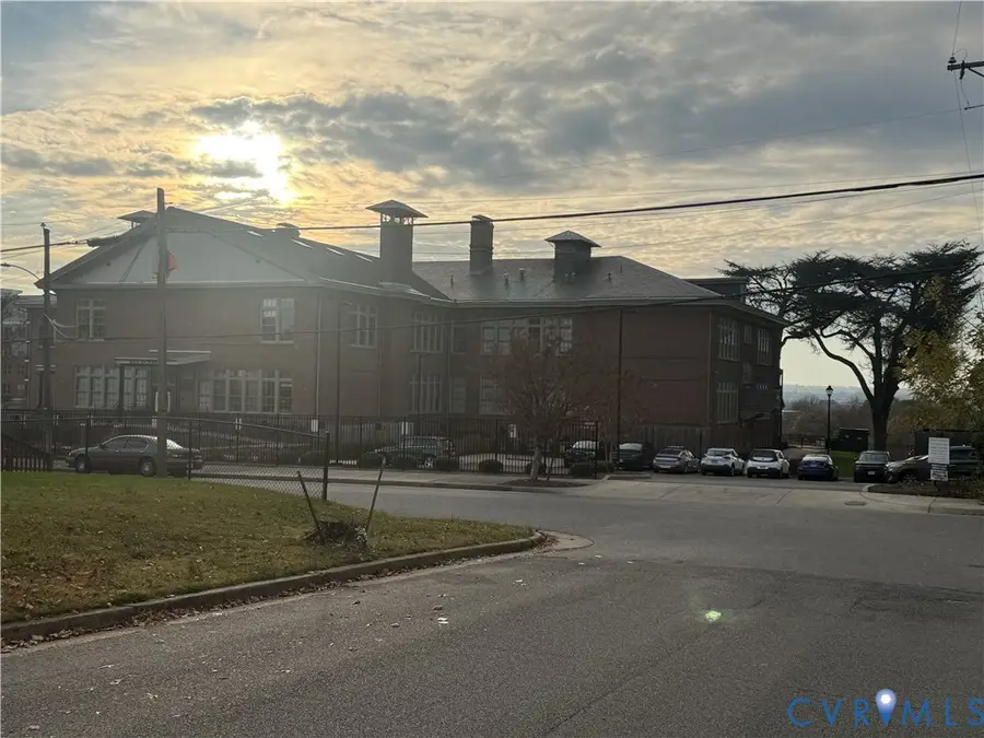 1102 Mount Erin Drive, Richmond, VA 23231 - Image #3