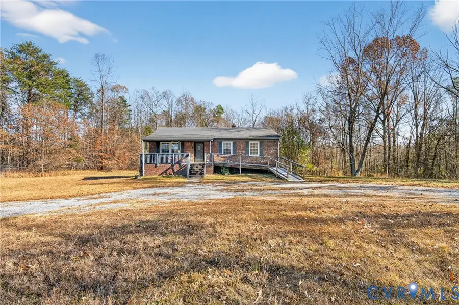 218 Mahan Road, Farmville, VA 23901 - Image #2
