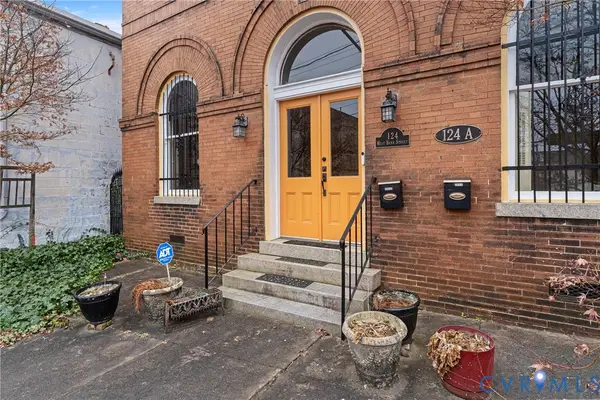 124 W Bank Street, Petersburg, VA 23803