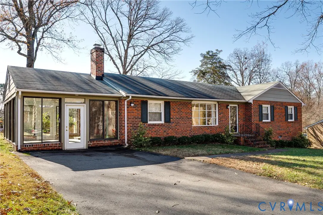 8571 Shannon Road, Manchester, VA 23236 - Image #1