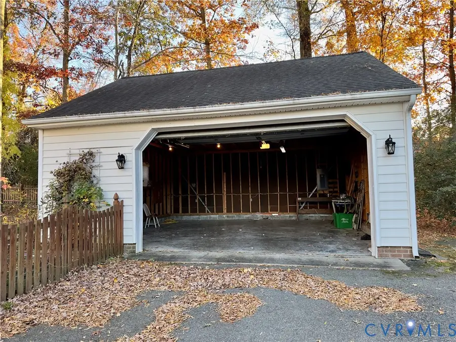 9505 Steamboat Drive, Glen Allen, VA 23060 - Image #2