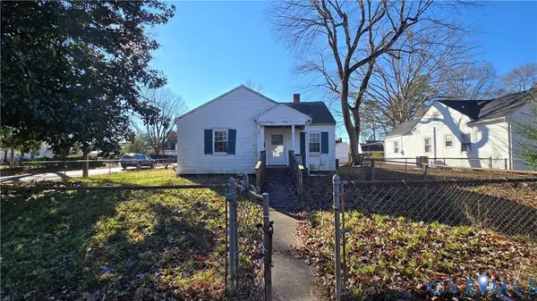 1 W Magruder Street, Sandston, VA 23150