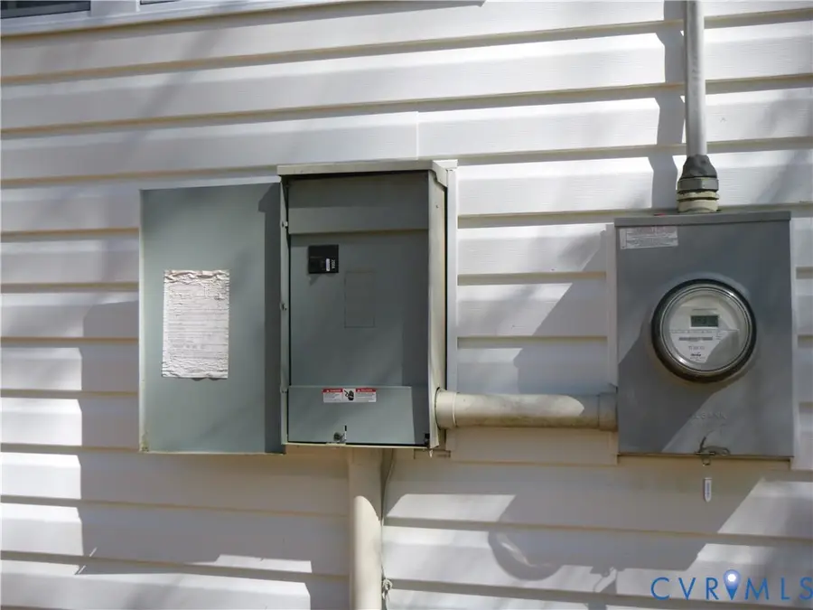 609 Nottoway Avenue, Blackstone, VA 23824 - Image #3