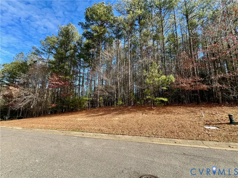 4927 Brandon Pines Drive, Providence Forge, VA 23140 - Image #2