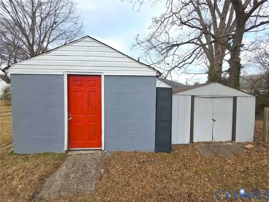 402 Stuart Avenue, Colonial Heights, VA 23834 - Image #3