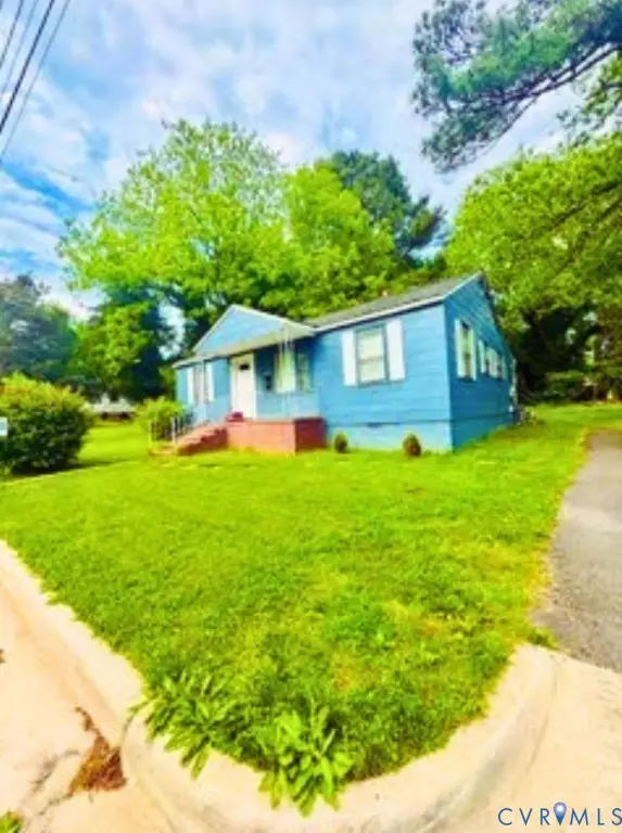 705 Endly St, Chase City, VA 23924