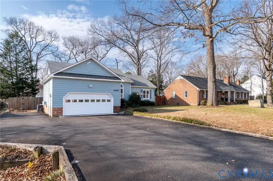 10812 Erin Green Court, Chester, VA 23831 - Image #2