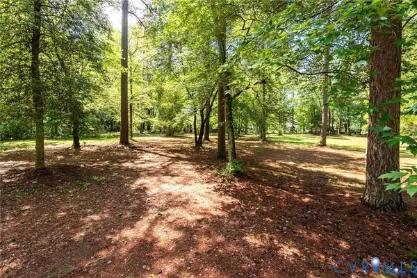 5401 Upp St, Chesterfield, VA 23234