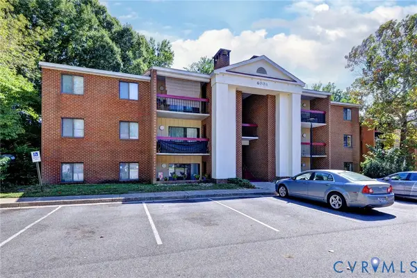 4003 Governors Square #1, Williamsburg, VA 23188