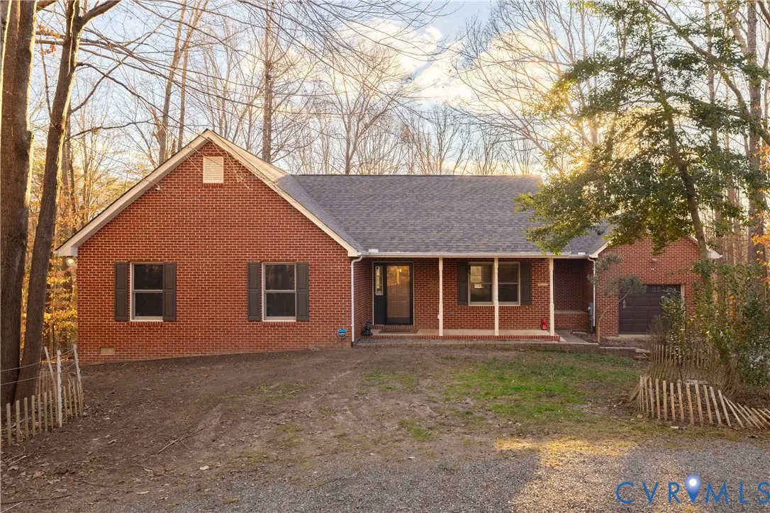 3843 Broad Street Road, Gum Spring, VA 23065 - Image #1