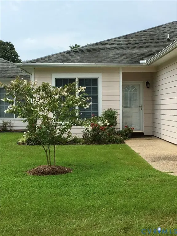 19 Bay Court, Kilmarnock, VA 22482 - Image #1