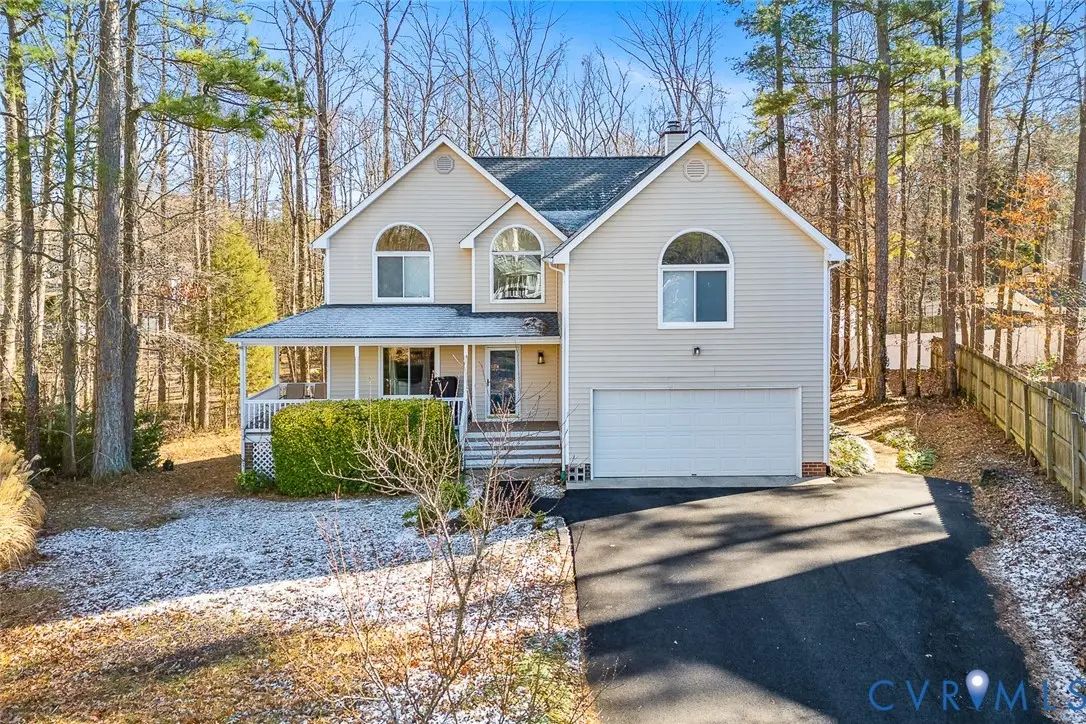 9201 Dolmen Road, Brookland, VA 23060 - Image #1