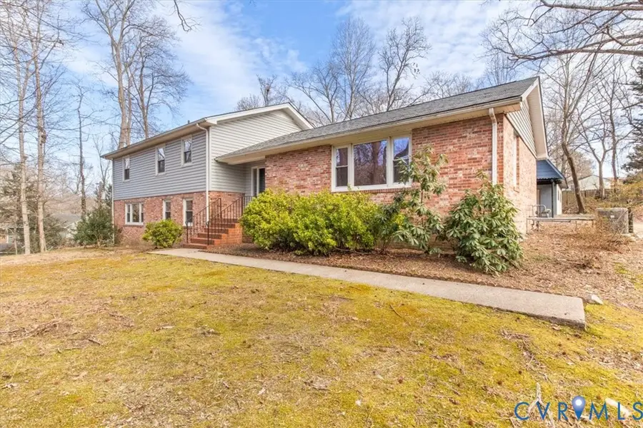 13101 Harrowgate Road, Chester, VA 23831 - Image #2