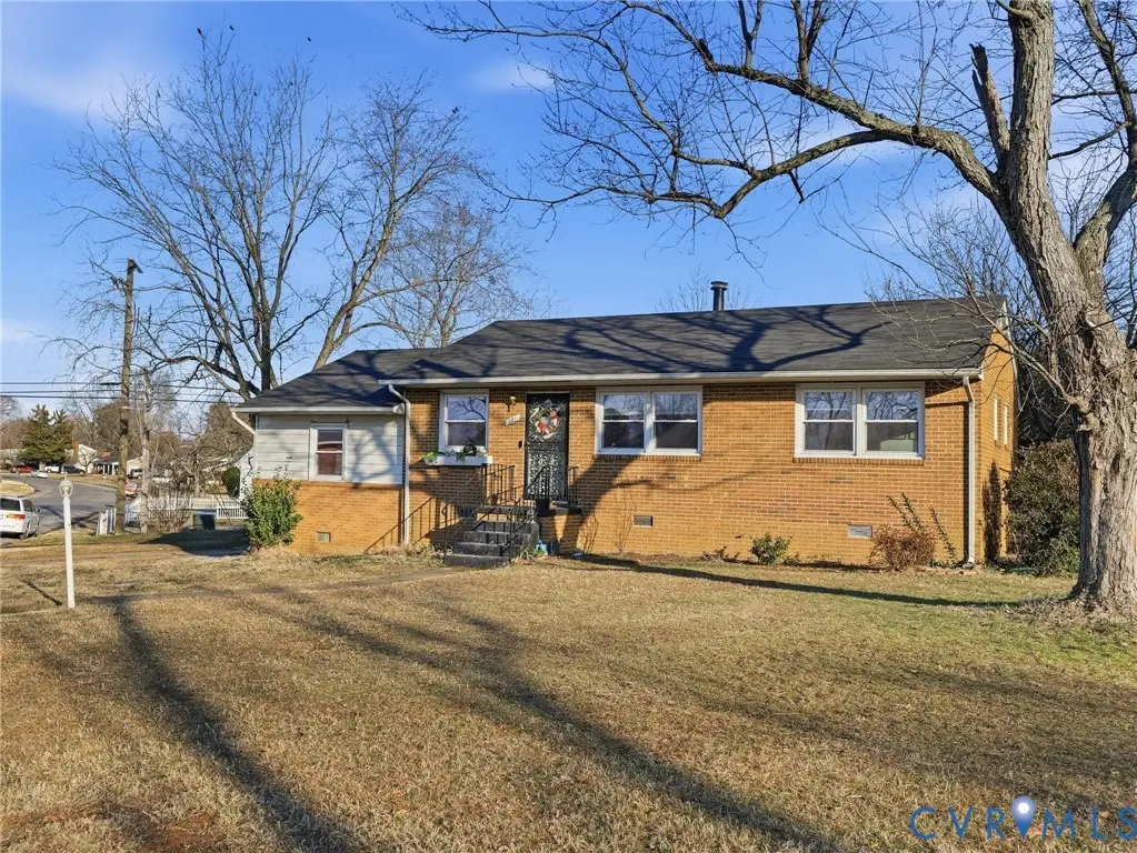 301 N Foxhill Road, Fairfield, VA 23223 - #1