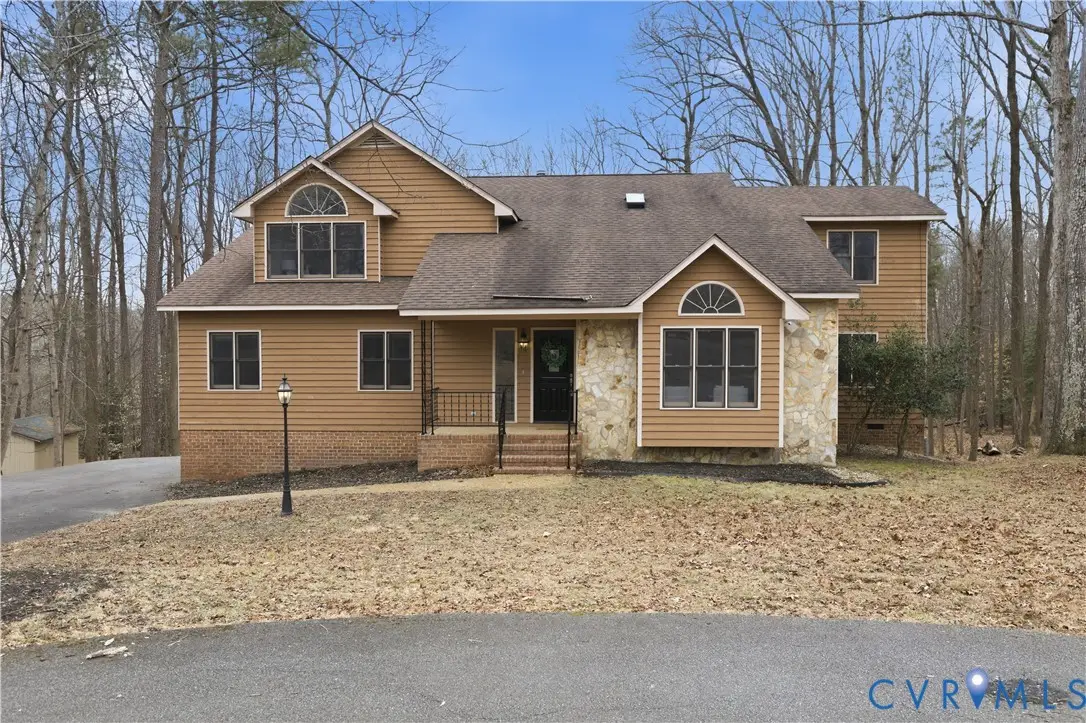 14429 Fox Knoll Drive, Colonial Heights, VA 23834 - #1