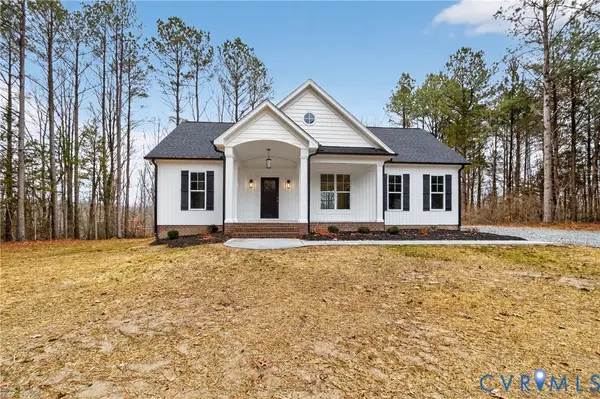 79 E Sunrise Drive, Warsaw, VA 22572