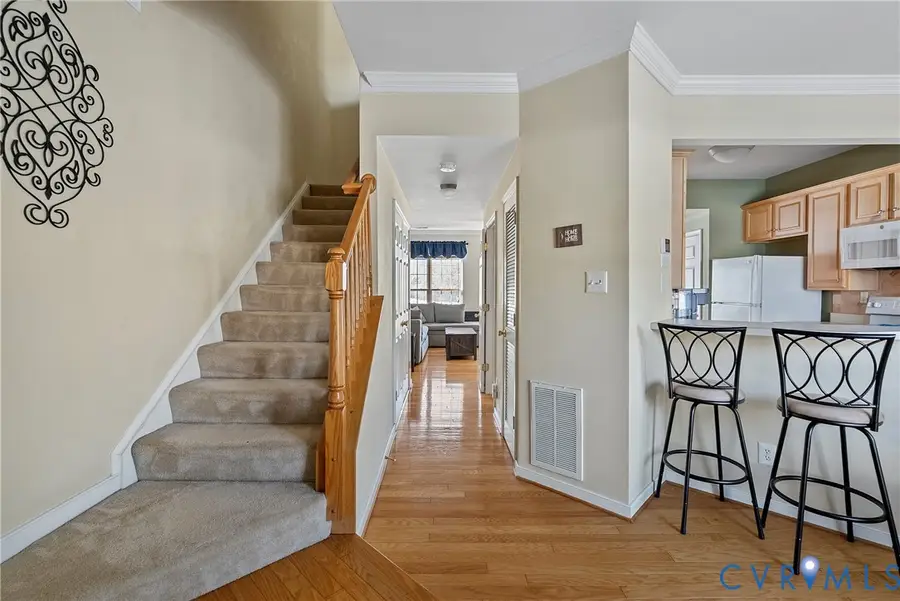 9705 Magnolia Pointe Place, Glen Allen, VA 23059 - Image #2