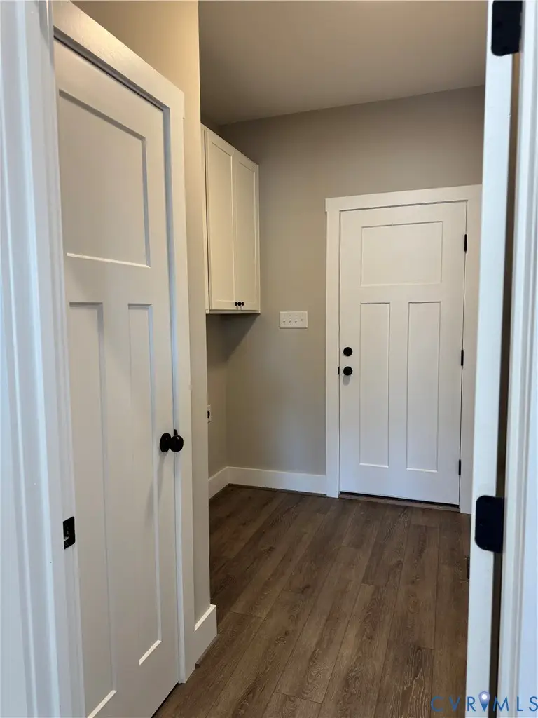 1306 General Puller Hwy, Saluda, VA 23149 - #3