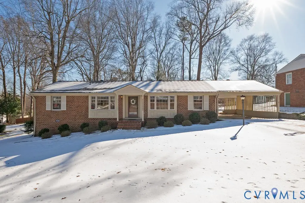 10221 Sauna Drive, Rockwood, VA 23236 - Image #1