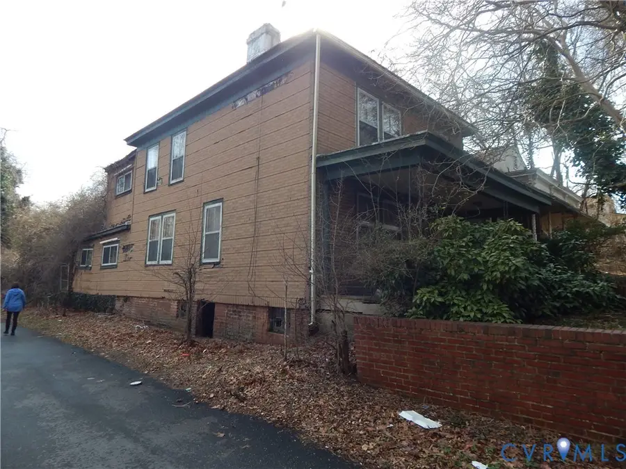 104 St Matthew Street, Petersburg, VA 23803 - #2