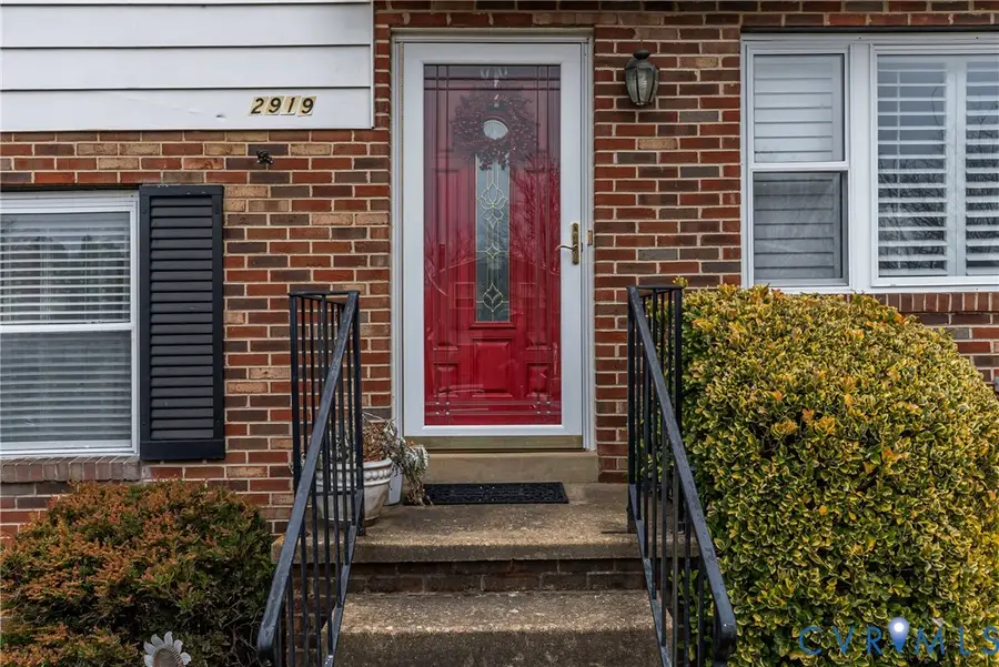 2919 Peabody Lane, East Highland Park, VA 23223 - #3