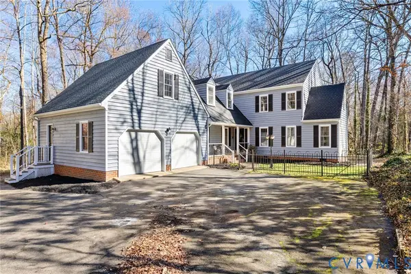 6024 Watch Harbour Road, Midlothian, VA 23112