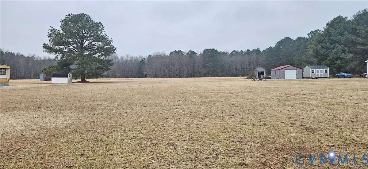 47-33 Fairfield Road, Dunnsville, VA 22454 - #1