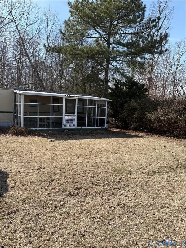 459 James River Overview, Spring Grove, VA 23881