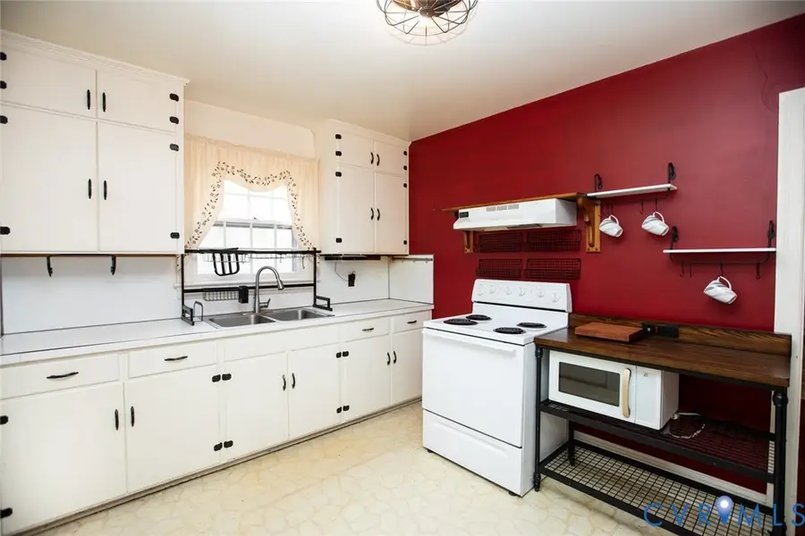 4996 Farmville Road, Farmville, VA 23901 - #3