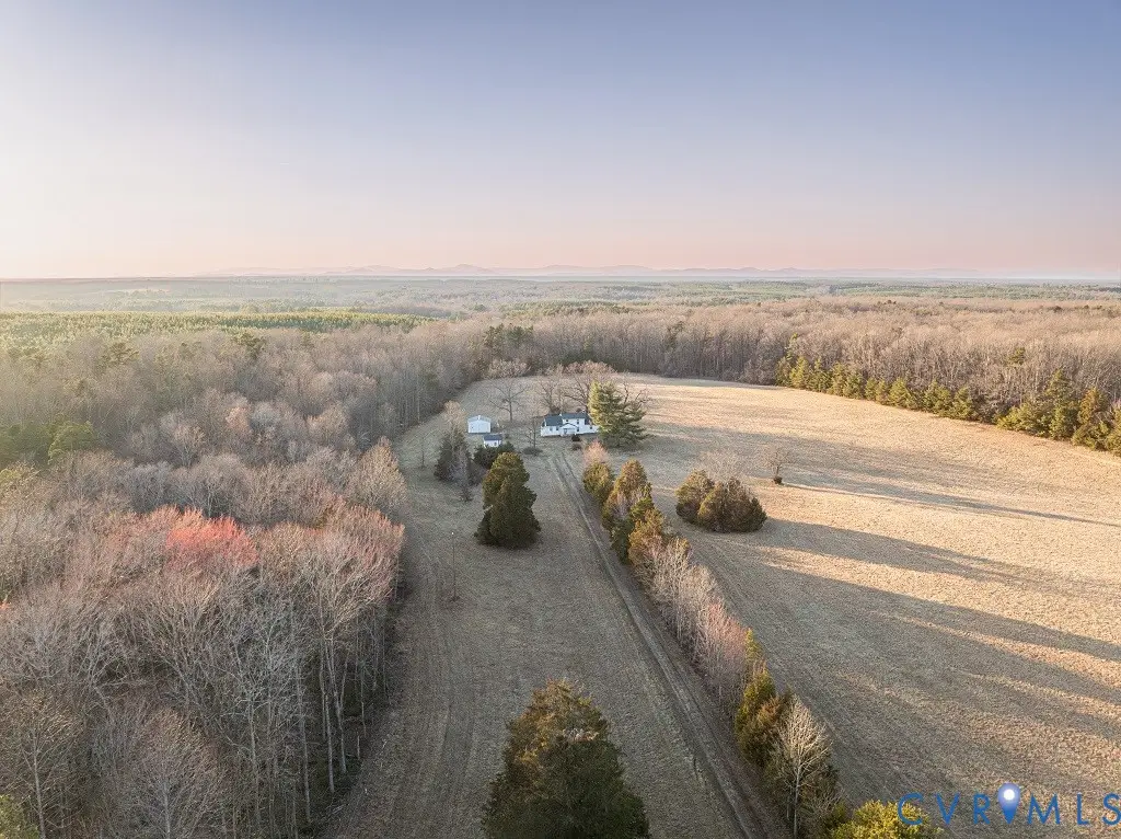 25805 N James Madison Highway, New Canton, VA 23123 - #1