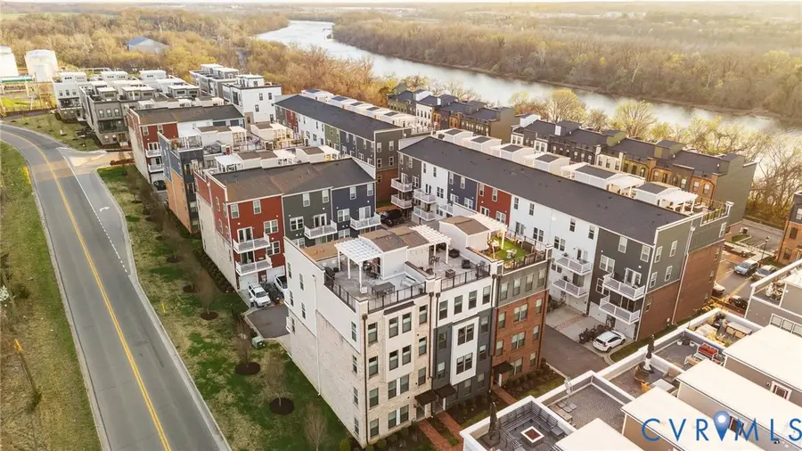 17 Flatwater Row #A, Henrico, VA 23231 - #2