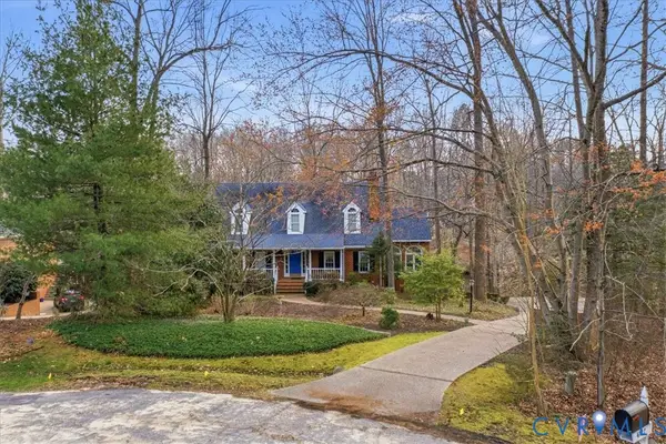 4727 Rieves Pond Drive, Chester, VA 23831