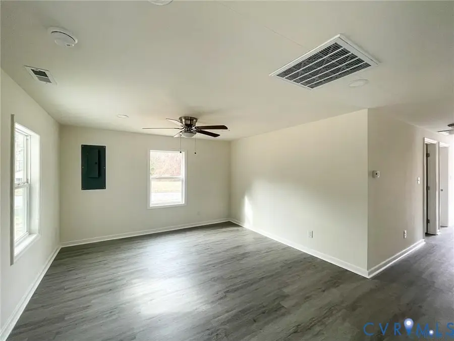 301 N Sullivan Street, Blackstone, VA 23824 - #3