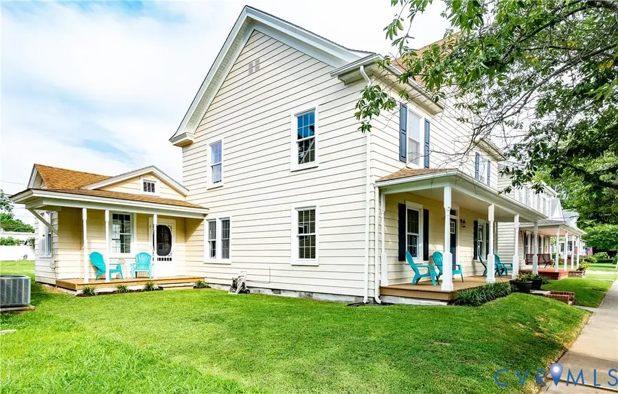 621 Lee Street, West Point, VA 23181 - #2