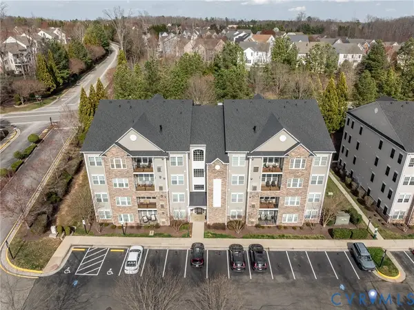 910 Westwood Village Way #402, Midlothian, VA 23114