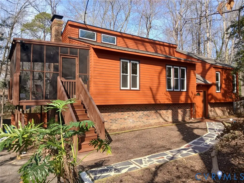 1306 Old Log Trail, North Chesterfield, VA 23235 - #1