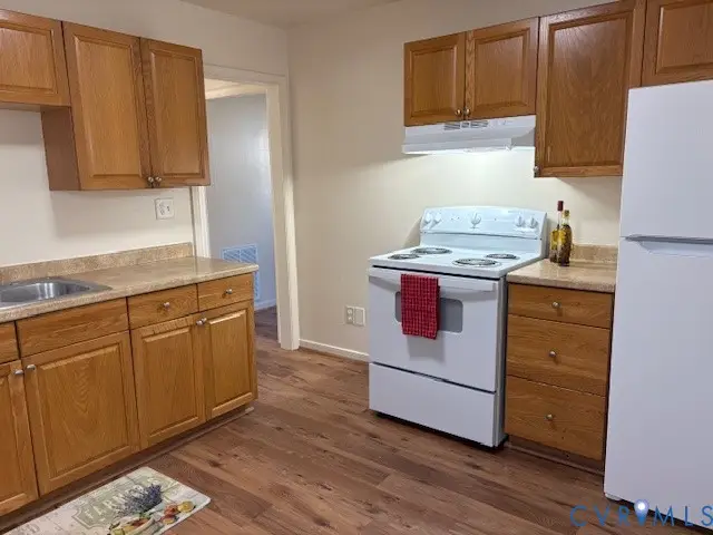 1109-1111 Jett Avenue, Colonial Heights, VA 23834 - #3