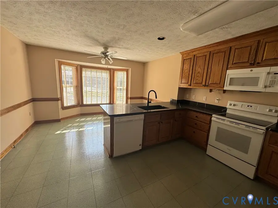 8324 Franklin Lane, Mechanicsville, VA 23111 - #3