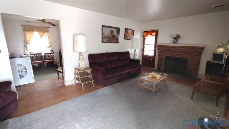 318 St Matthew Street, Petersburg, VA 23803 - #2