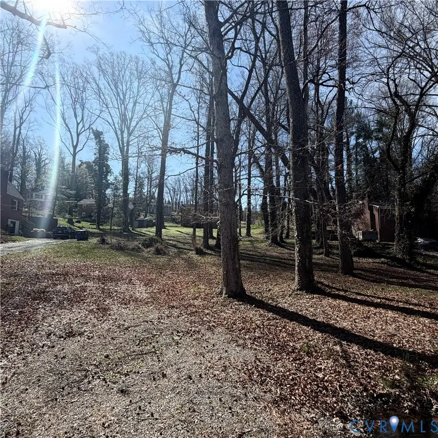 8031 Lake Shore Drive, North Chesterfield, VA 23235 - #2