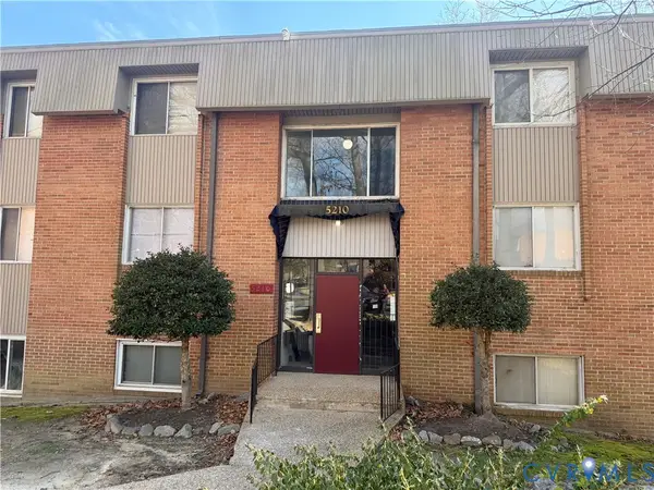 5210 Castlewood Road #D, Chesterfield, VA 23234