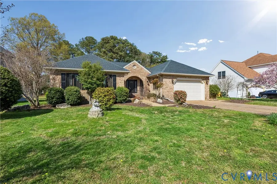 221 Wooodburn Drive, Hampton, VA 23664 - #2