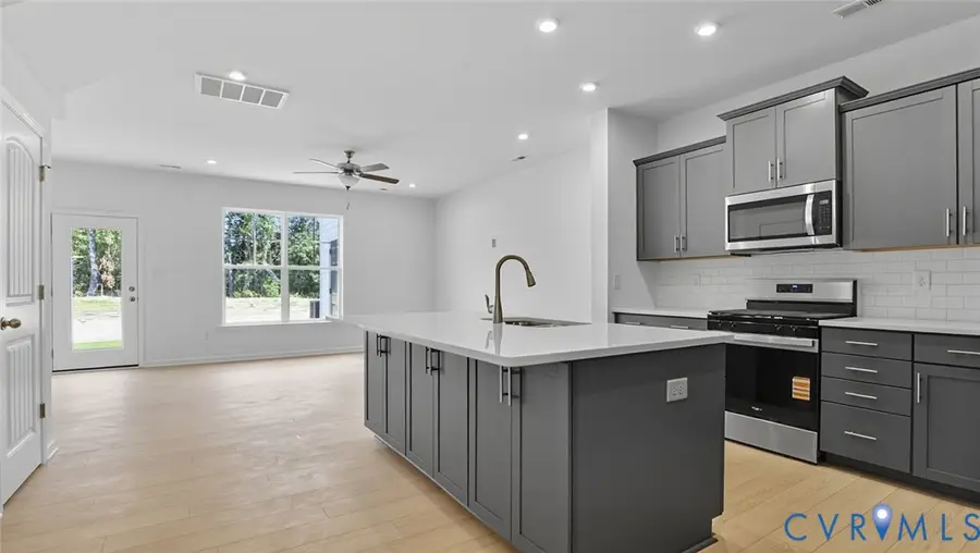 922 Scott Terrace, Fairfield, VA 23227 - #3