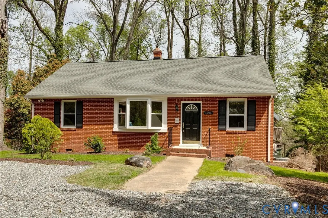 1908 Hillcrest Circle, Richmond, VA 23225 - #1
