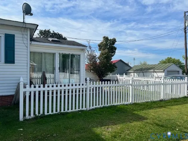 1515 Lee Street, West Point, VA 23181 - #2