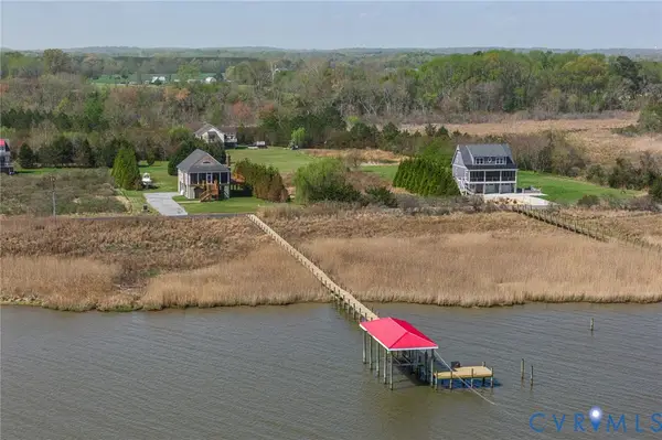 711 Fort Lowry Lane, Dunnsville, VA 22454