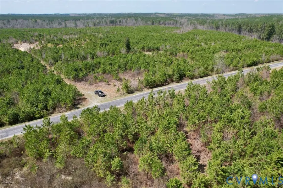 601 Edmonds Lane, Blackstone, VA 22824 - #2