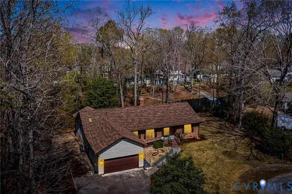 1120 Dillard Street, Tappahannock, VA 22560