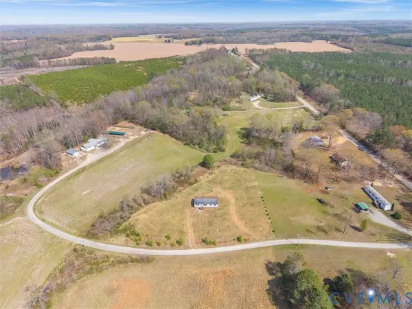 182 Clarks Road, St Stephens Church, VA 23148